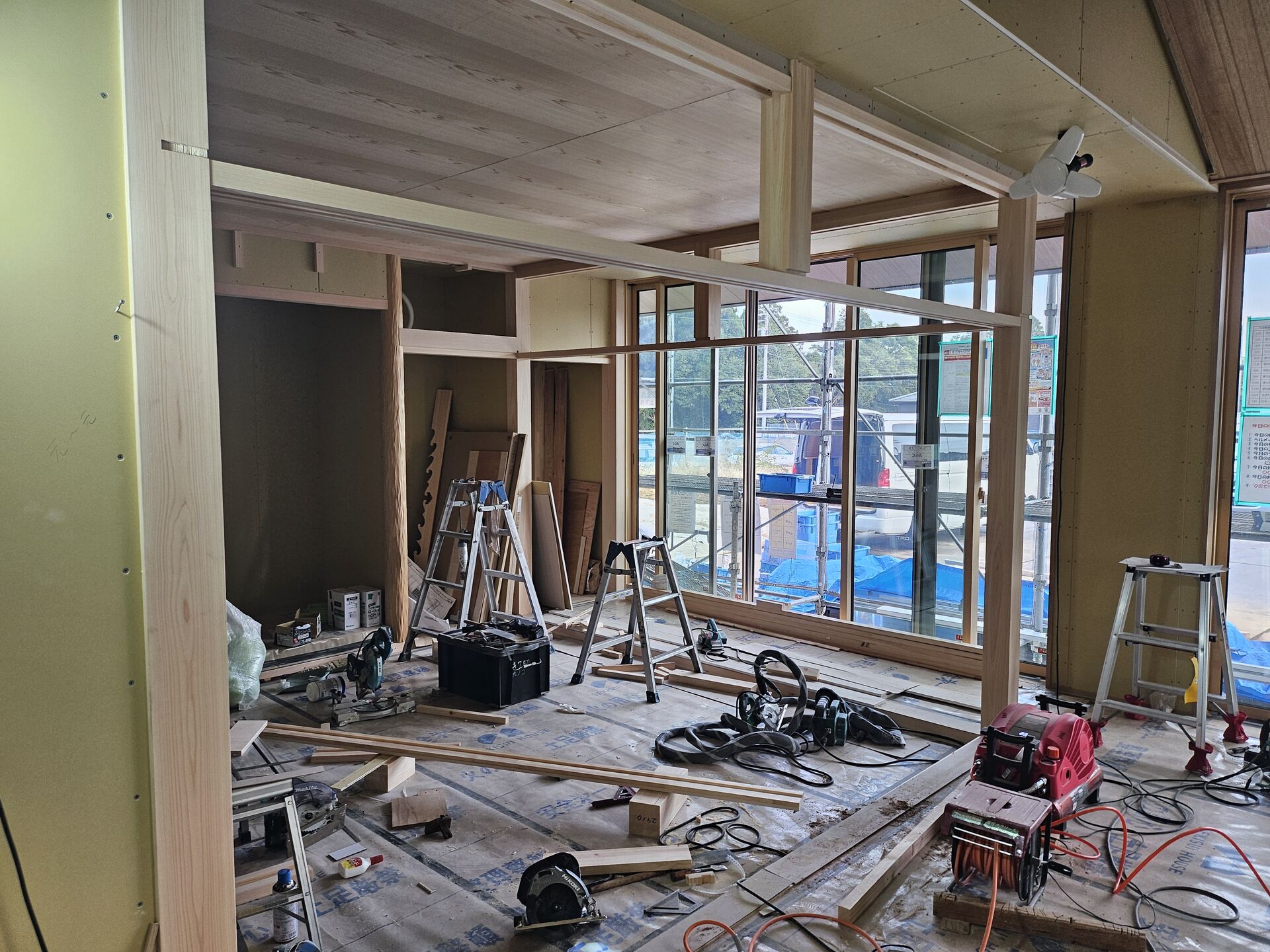 建具製作における採寸。重要。
